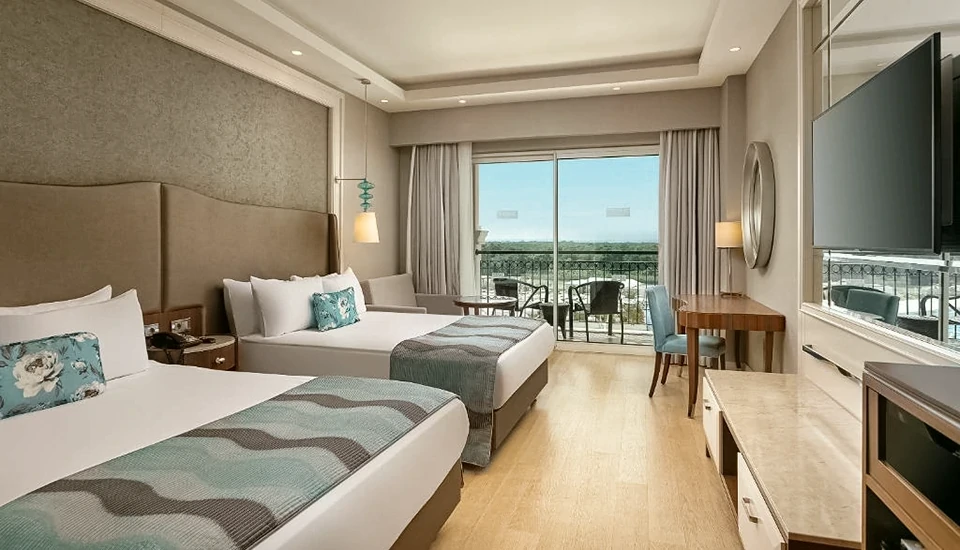 هتل تایتانیک دلوکس گلف بلک آنتالیا